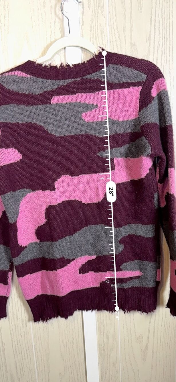 Aqua 100% Cashmere Sweater Camouflage Size Medium Pink Purple Gray Distressed - Picture 8 of 8